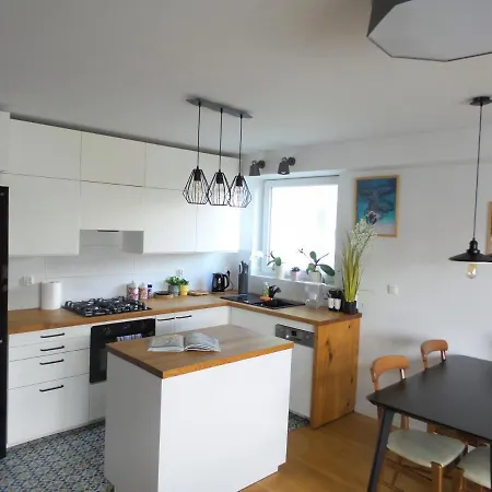 Apartament Przy Metrze *